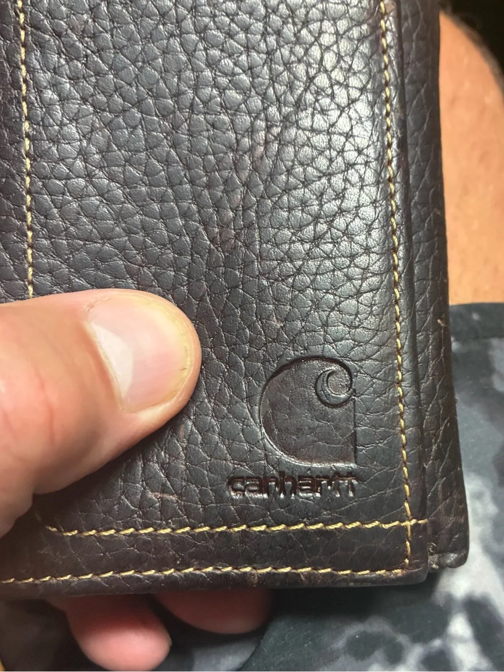 Carhartt Men’s Leather Bifold Wallet Brown Black Genuine Leather w/ Original Tin